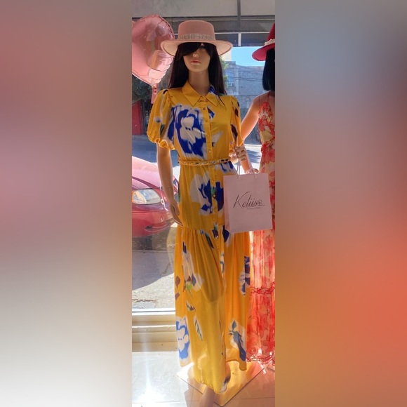 Yellow and blue collared dress - Picture 2 of 5